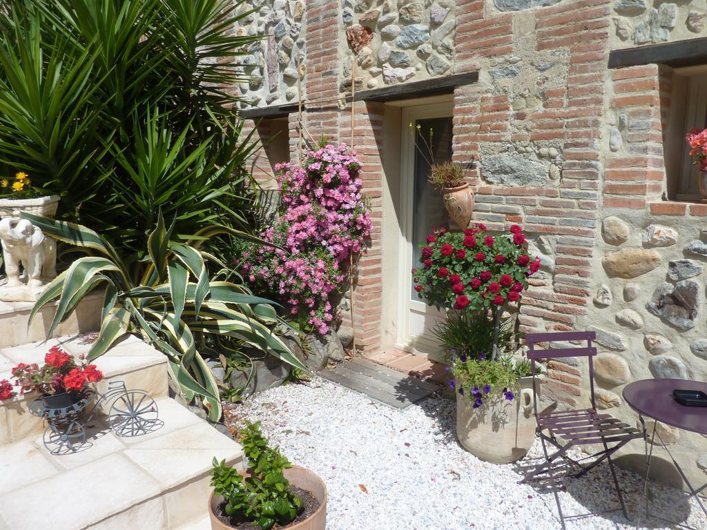 Domaine De La Tannerie Chambres D'Hotes Et Appartements Prades  Exterior foto